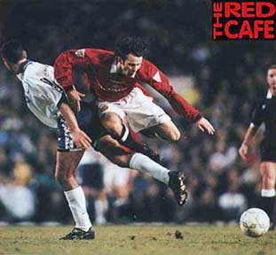Giggs on the way towards goal.